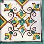 Piastrella di Caltagirone decorata a mano serie Sicula decoro Delia