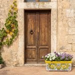 Fioriera rettangolare in ceramica di Caltagirone decorata a mano