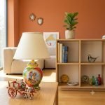 Abat-jour in ceramica H cm 19 con Paladino decorato a mano stile Carretto Siciliano