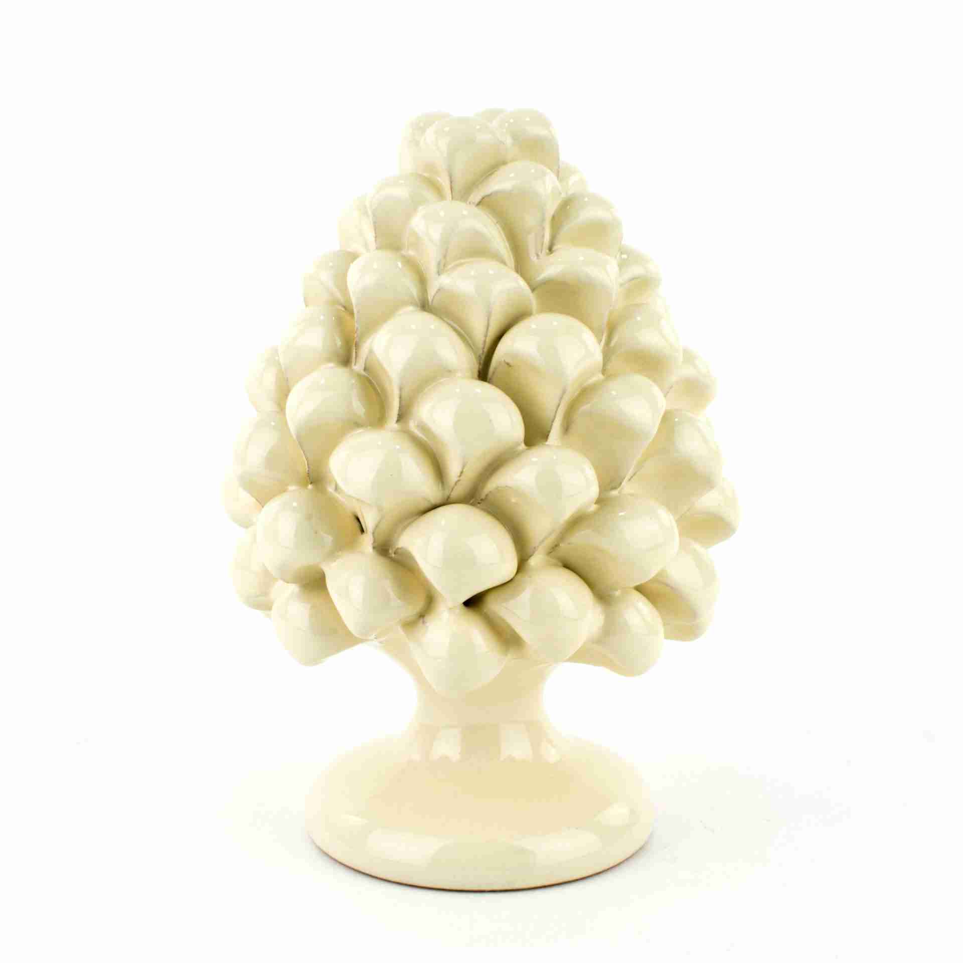Pigna ornamentale beige in ceramica di Caltagirone fatta a mano H 20