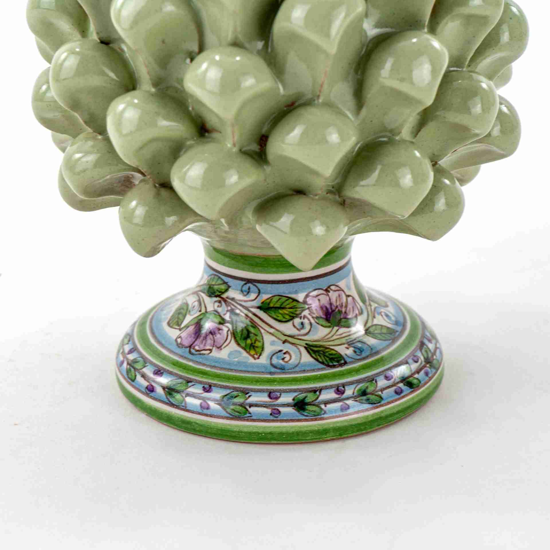 Pigna siciliana verde pastello decorata a mano Ceramica di Caltagirone varie misure