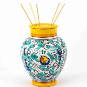 Vaso ornamentale porta essenze in ceramica di Caltagirone