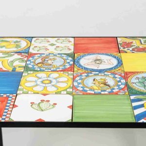 Tavolino 60x60x60 in metallo con piano in piastrelle stile carretto siciliano