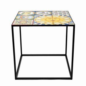 Tavolino cubico in metallo 60x60x60 con piano in ceramica