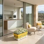 Fioriera rettangolare con decoro limoni e fondo giallo in ceramica di Caltagirone